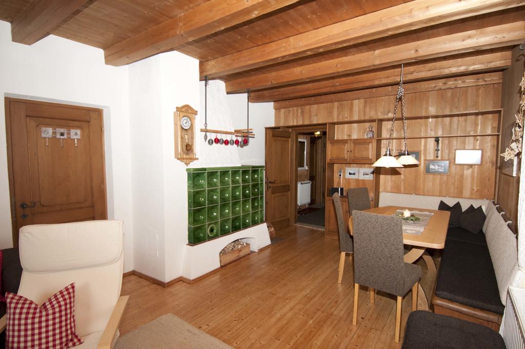 Chalet Sophie Fugen Ruang foto