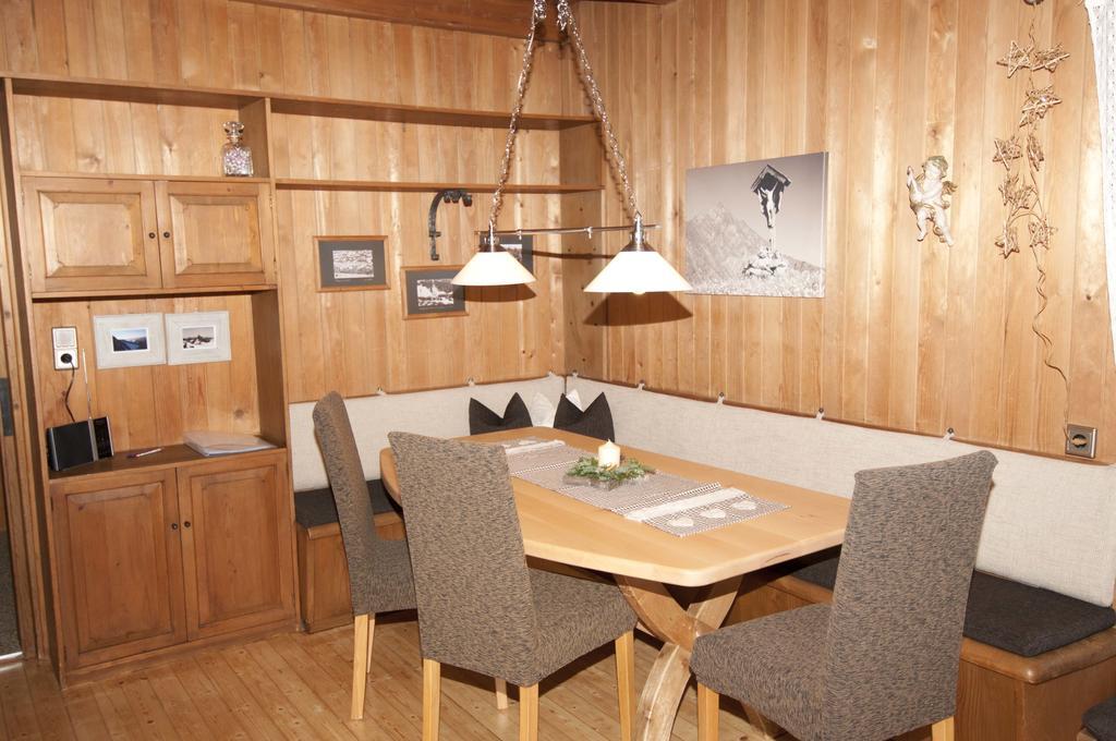 Chalet Sophie Fugen Ruang foto